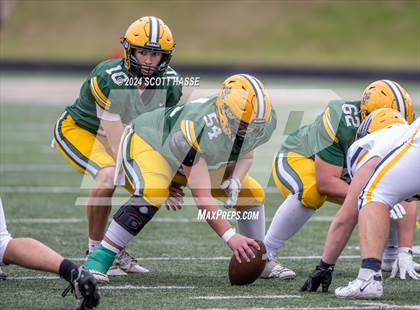 Thumbnail 3 in Hudsonville @ Howell (MHSAA  Div 1 Reg 1 Final) photogallery.