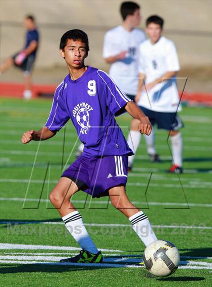 Thumbnail 3 in Southwest vs. University City (Grossmont Holiday Tournament) photogallery.