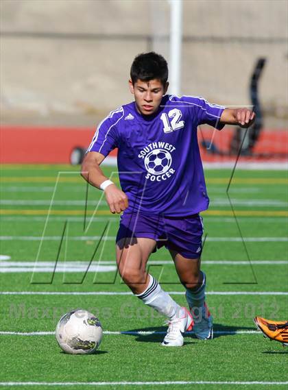 Thumbnail 2 in Southwest vs. University City (Grossmont Holiday Tournament) photogallery.