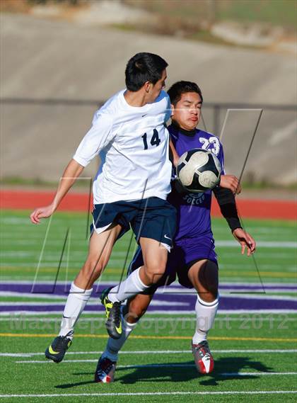 Thumbnail 3 in Southwest vs. University City (Grossmont Holiday Tournament) photogallery.