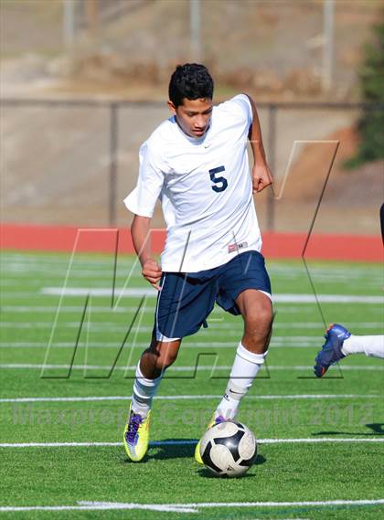 Thumbnail 1 in Southwest vs. University City (Grossmont Holiday Tournament) photogallery.