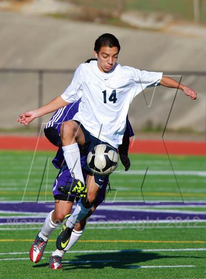 Thumbnail 2 in Southwest vs. University City (Grossmont Holiday Tournament) photogallery.