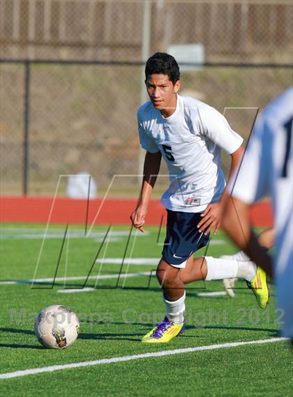 Thumbnail 1 in Southwest vs. University City (Grossmont Holiday Tournament) photogallery.