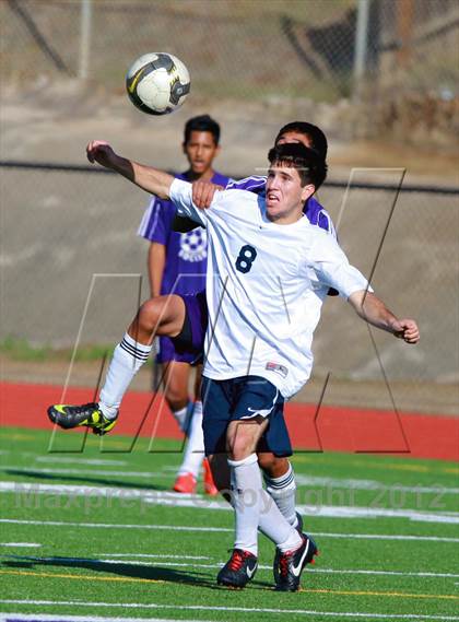 Thumbnail 1 in Southwest vs. University City (Grossmont Holiday Tournament) photogallery.