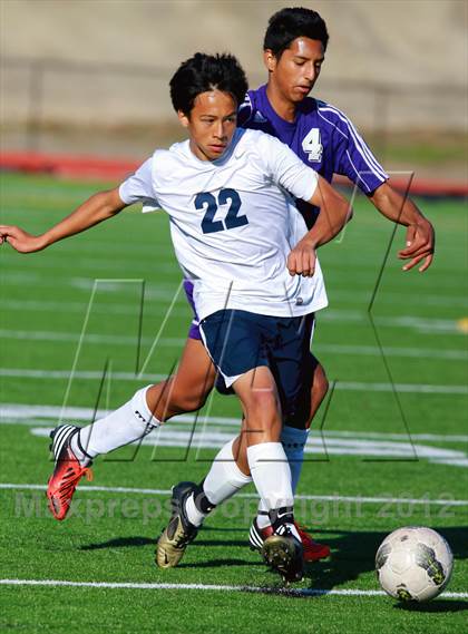 Thumbnail 3 in Southwest vs. University City (Grossmont Holiday Tournament) photogallery.