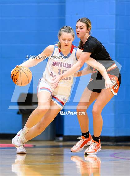 Thumbnail 2 in Davie @ North Iredell photogallery.