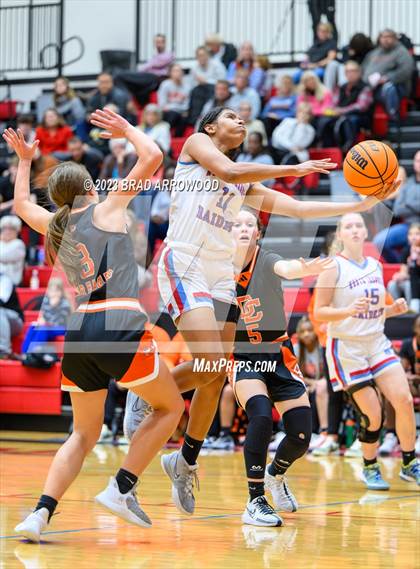 Thumbnail 2 in Davie @ North Iredell photogallery.