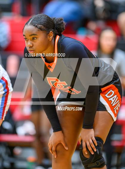 Thumbnail 2 in Davie @ North Iredell photogallery.