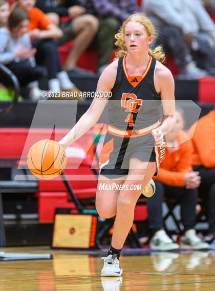 Thumbnail 1 in Davie @ North Iredell photogallery.