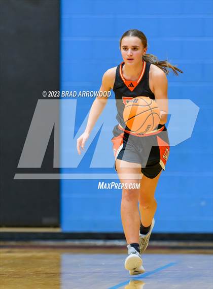 Thumbnail 2 in Davie @ North Iredell photogallery.