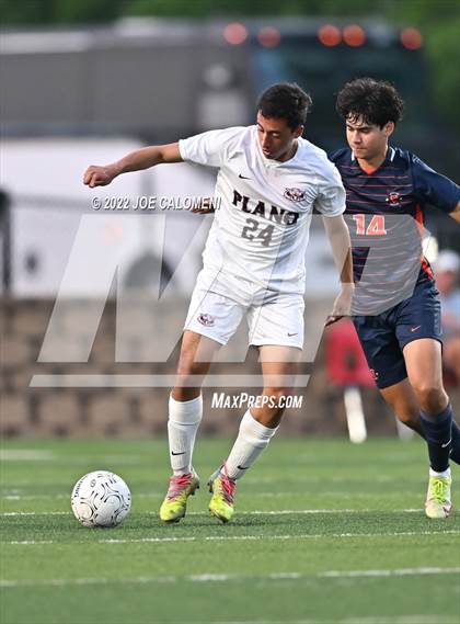 Thumbnail 2 in Plano vs Seven Lakes (UIL 6A Boys Soccer State Semifinal) photogallery.