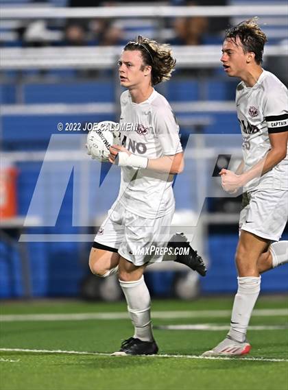 Thumbnail 3 in Plano vs Seven Lakes (UIL 6A Boys Soccer State Semifinal) photogallery.