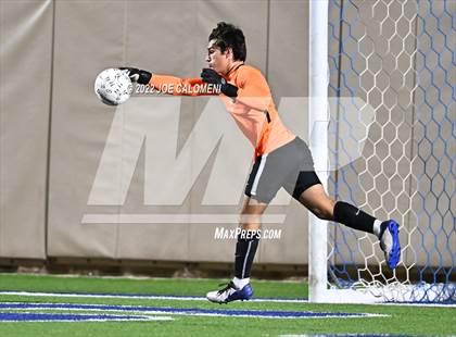 Thumbnail 3 in Plano vs Seven Lakes (UIL 6A Boys Soccer State Semifinal) photogallery.