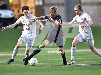 Thumbnail 1 in Plano vs Seven Lakes (UIL 6A Boys Soccer State Semifinal) photogallery.