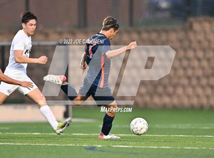 Thumbnail 1 in Plano vs Seven Lakes (UIL 6A Boys Soccer State Semifinal) photogallery.