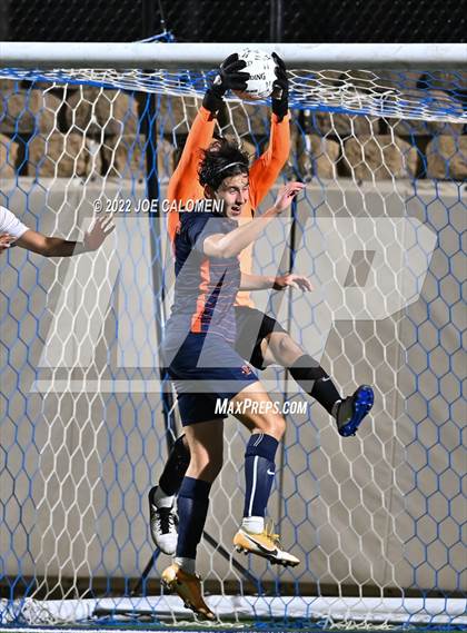Thumbnail 2 in Plano vs Seven Lakes (UIL 6A Boys Soccer State Semifinal) photogallery.