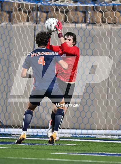 Thumbnail 3 in Plano vs Seven Lakes (UIL 6A Boys Soccer State Semifinal) photogallery.