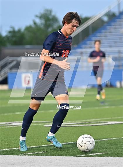 Thumbnail 2 in Plano vs Seven Lakes (UIL 6A Boys Soccer State Semifinal) photogallery.