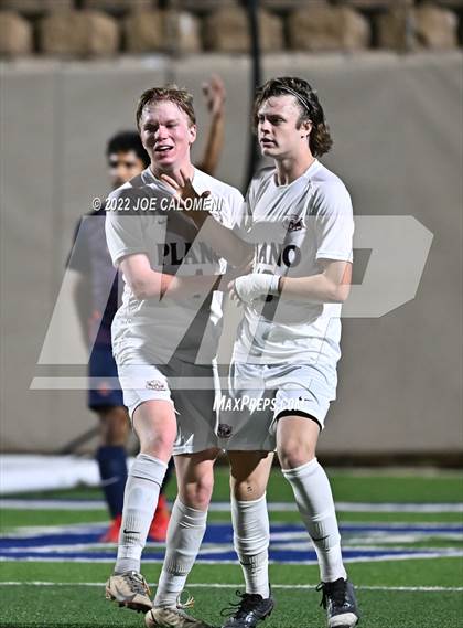 Thumbnail 2 in Plano vs Seven Lakes (UIL 6A Boys Soccer State Semifinal) photogallery.