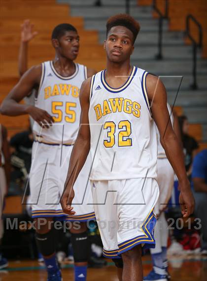 Thumbnail 1 in Dawson vs Copperas Cove (McDonald's Texas Invitational) photogallery.