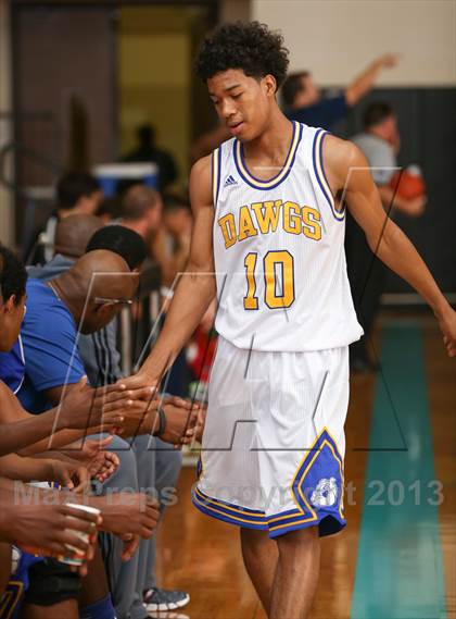 Thumbnail 3 in Dawson vs Copperas Cove (McDonald's Texas Invitational) photogallery.