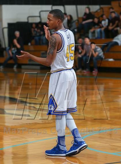Thumbnail 1 in Dawson vs Copperas Cove (McDonald's Texas Invitational) photogallery.