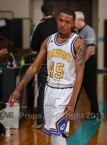 Thumbnail 3 in Dawson vs Copperas Cove (McDonald's Texas Invitational) photogallery.