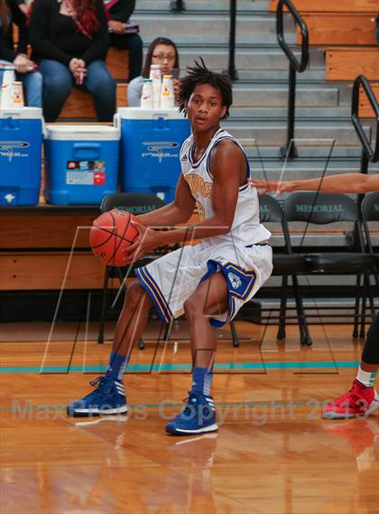 Thumbnail 3 in Dawson vs Copperas Cove (McDonald's Texas Invitational) photogallery.