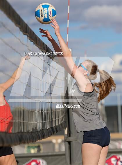 Thumbnail 3 in Mountain View vs Perry at Casteel photogallery.
