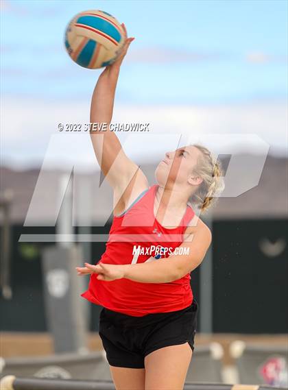 Thumbnail 3 in Mountain View vs Perry at Casteel photogallery.