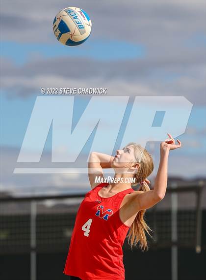 Thumbnail 3 in Mountain View vs Perry at Casteel photogallery.