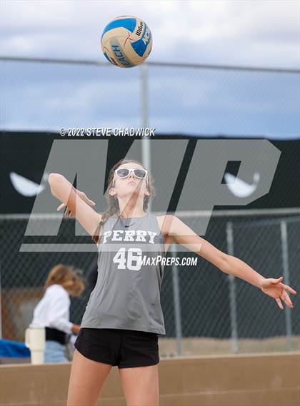 Thumbnail 2 in Mountain View vs Perry at Casteel photogallery.