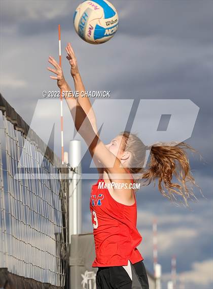 Thumbnail 2 in Mountain View vs Perry at Casteel photogallery.