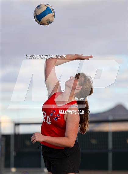 Thumbnail 1 in Mountain View vs Perry at Casteel photogallery.