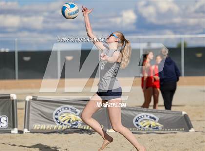 Thumbnail 1 in Mountain View vs Perry at Casteel photogallery.