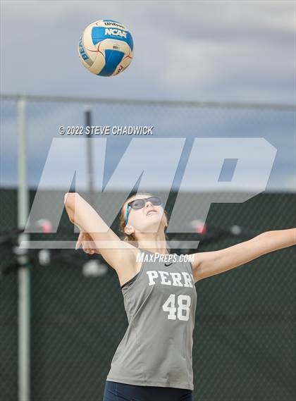 Thumbnail 2 in Mountain View vs Perry at Casteel photogallery.