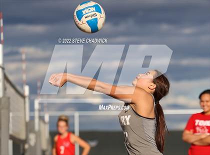 Thumbnail 2 in Mountain View vs Perry at Casteel photogallery.