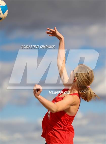 Thumbnail 1 in Mountain View vs Perry at Casteel photogallery.
