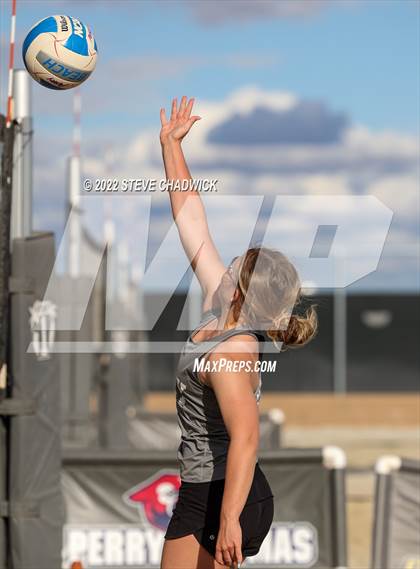 Thumbnail 3 in Mountain View vs Perry at Casteel photogallery.