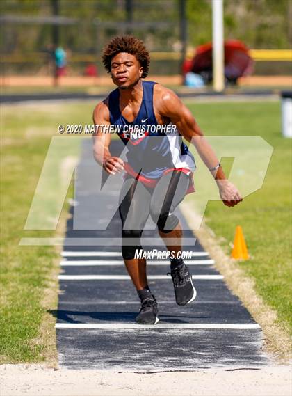 Thumbnail 2 in South Walton vs. Niceville (Seahawk Invitational) photogallery.