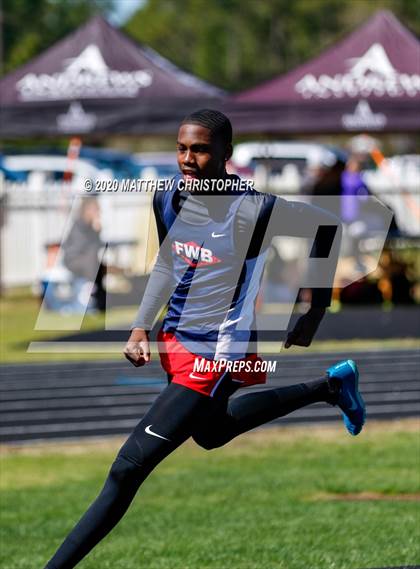 Thumbnail 3 in South Walton vs. Niceville (Seahawk Invitational) photogallery.