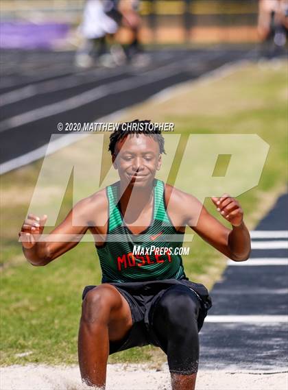 Thumbnail 3 in South Walton vs. Niceville (Seahawk Invitational) photogallery.