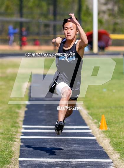 Thumbnail 2 in South Walton vs. Niceville (Seahawk Invitational) photogallery.