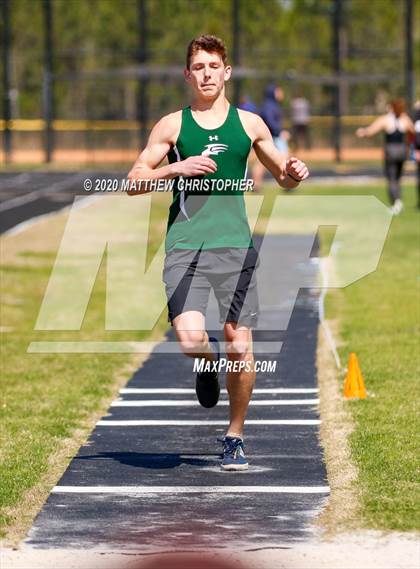 Thumbnail 3 in South Walton vs. Niceville (Seahawk Invitational) photogallery.