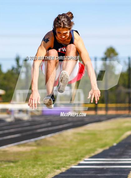 Thumbnail 1 in South Walton vs. Niceville (Seahawk Invitational) photogallery.