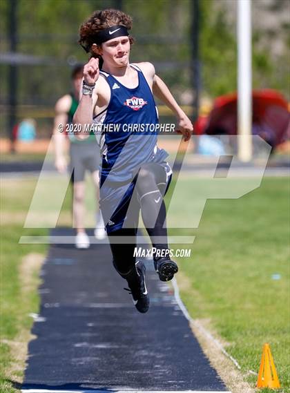 Thumbnail 3 in South Walton vs. Niceville (Seahawk Invitational) photogallery.