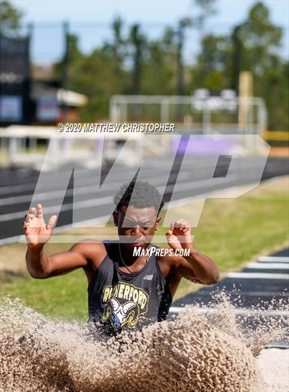 Thumbnail 2 in South Walton vs. Niceville (Seahawk Invitational) photogallery.