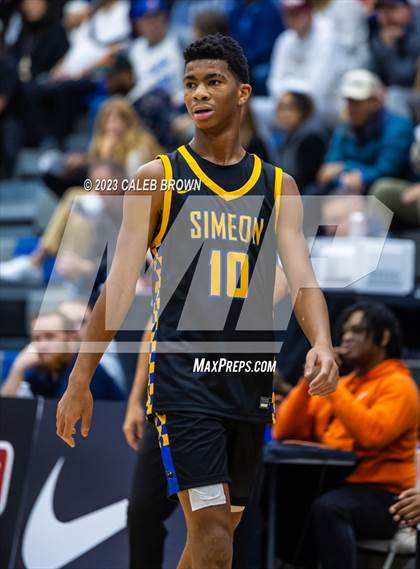 Thumbnail 3 in Lone Peak vs. Simeon (5 for the Fight Hoopfest) photogallery.