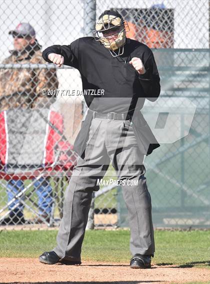 Thumbnail 3 in V.R. Eaton vs Pittsburg (Celina Tournament) photogallery.