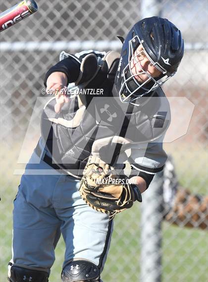 Thumbnail 3 in V.R. Eaton vs Pittsburg (Celina Tournament) photogallery.